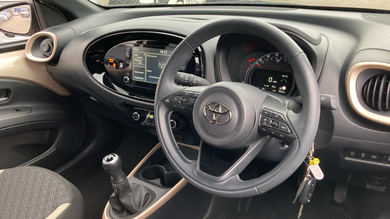 Toyota Aygo X 1.0 VVT-i Edge 5dr Petrol Hatchback